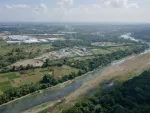Joven arrastrada por la corriente de un río de San Cristóbal