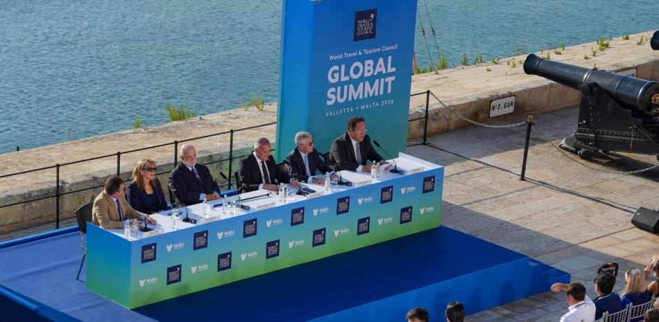 Líderes prevén turismo mundial crecerá 2.5% pese a los desafíos