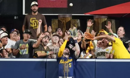 Cerveceros avanzan a revancha frente a los Dodgers, eliminan a los Padres