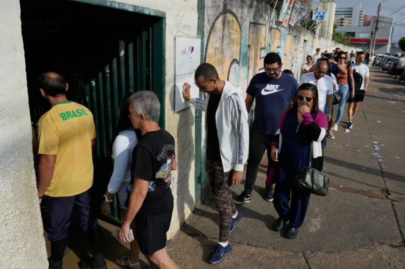 Indecisos decidirán los comicios en Brasil
