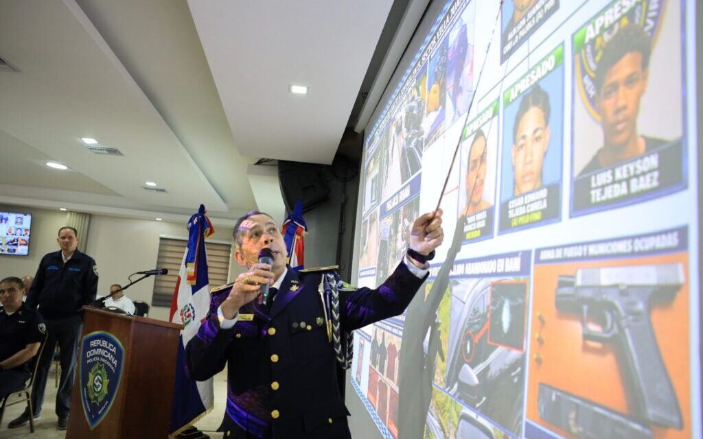 Policía Nacional tiene bajo custodia a tres presuntos implicados en intento de asalto a joyería en Villa Juana, DN