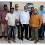 Gobierno acuerda pagar en 15 días deuda con productores y tractoristas agrícolas de San Juan