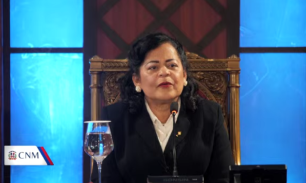 Magistrada de San Cristóbal propone fortalecer los derechos de la niñez y la familia