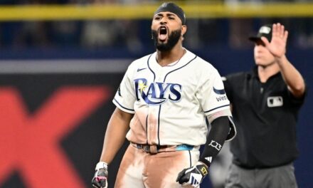 Rays vencen 5-2 a los Yankees y los ponen contra la pared