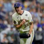 Los Cerveceros superan 3-2 a los Rays en el primer partido de la Serie Mundial