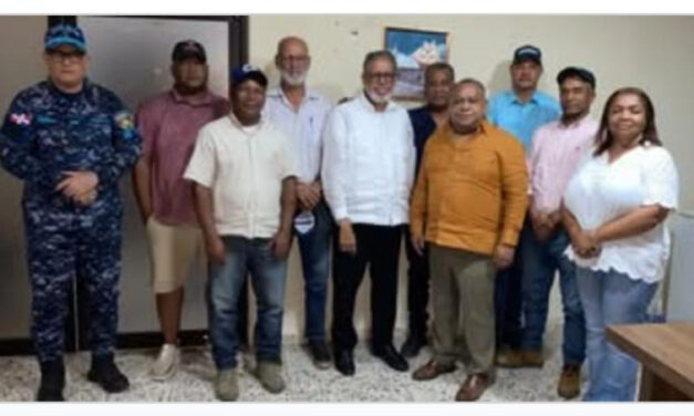 Gobierno acuerda pagar en 15 días deuda con productores y tractoristas agrícolas de San Juan